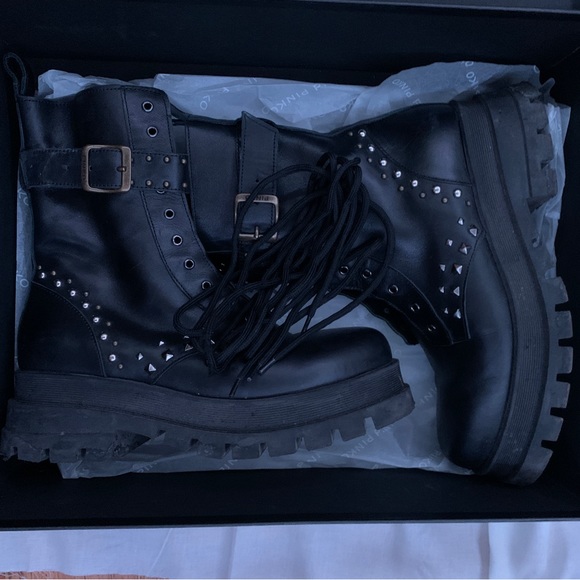 100% AUTHENTIC PINKO MELISSA STUDDED LEATHER ANKLE PLATFORM BOOTS (rare) - Picture 2 of 13